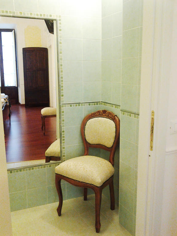 Palazzo Salini - Appartamento Familiare Сульмона Екстер'єр фото